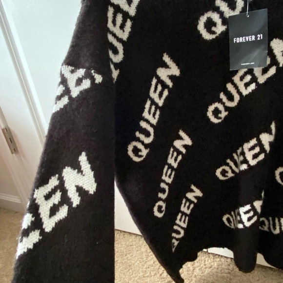 FOREVER 21 | Black and White Sweater NWT - Picture 4 of 4